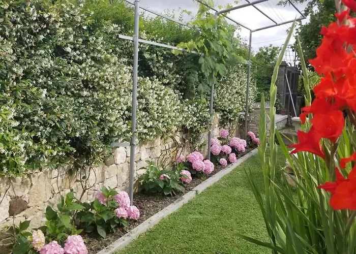 Bubullime Albania * Lushnje