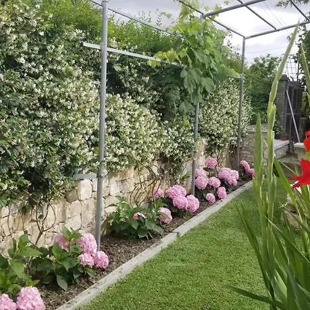 Bubullime Albania * Lushnjë