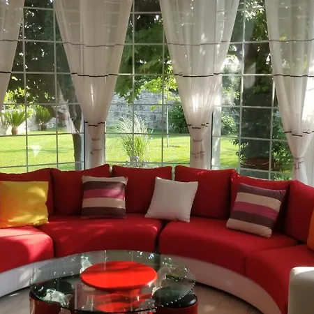 Bubullime Albania Lushnje